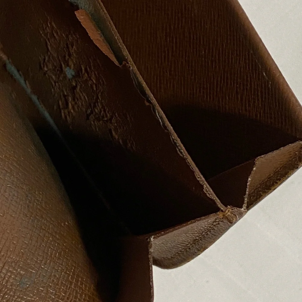 Louis Vuitton coin wallet - Picture 6 of 7